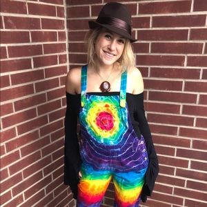 Meet your Posher, Chloe